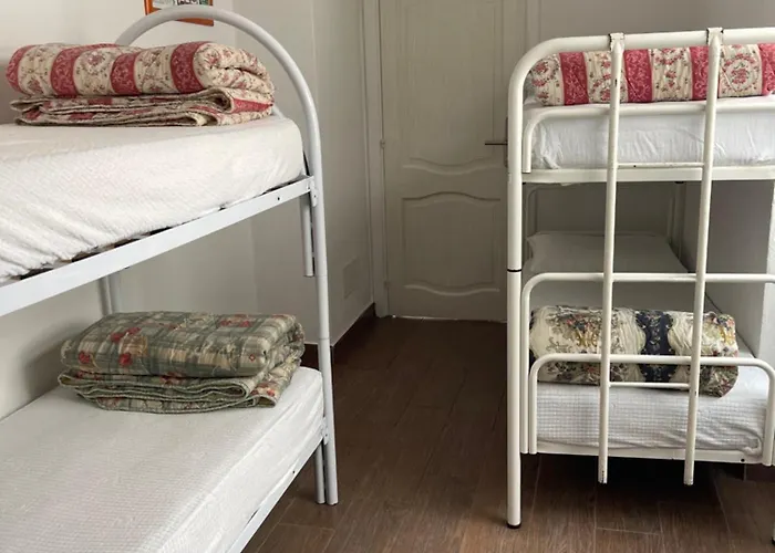 Dormitory Room Mixed