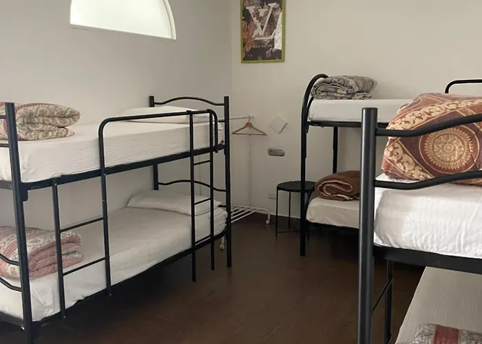 Dormitory Room Mixed